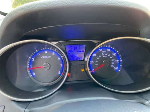 Used 2012 Hyundai Tucson Limited image 63