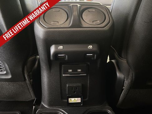 Used 2022 Jeep Gladiator Mojave w/ Trailer Tow Package AWD/4WD image 38