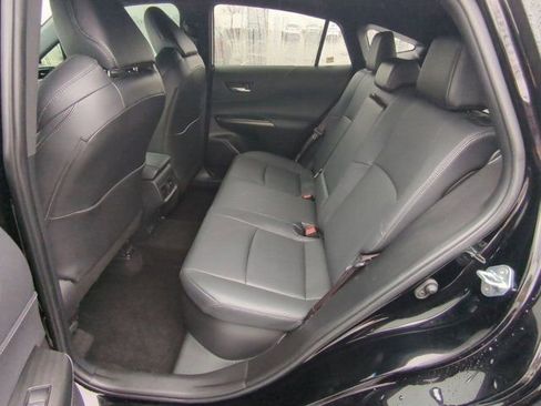 Certified 2023 Toyota Venza XLE image 14