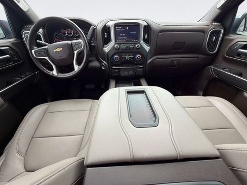 Used 2019 Chevrolet Silverado 1500 LTZ w/ LTZ Premium Package AWD/4WD image 18