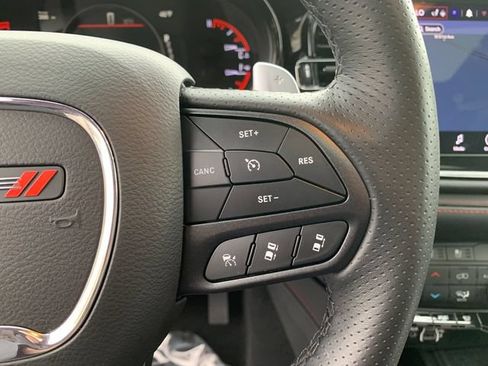 Used 2025 Dodge Durango GT AWD/4WD image 29