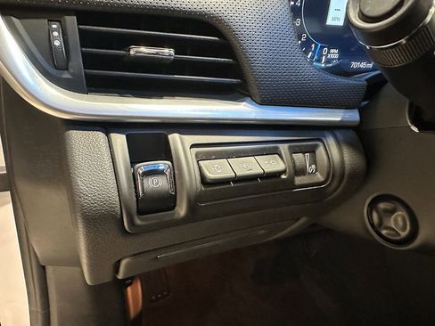 Used 2017 Cadillac XTS Premium Luxury image 31