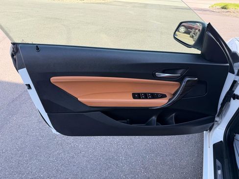 Used 2018 BMW 230i Convertible w/ Premium Package RWD image 8