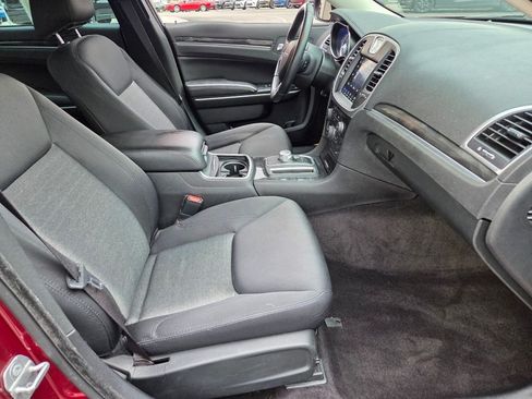 Used 2019 Chrysler 300 Touring w/ Sport Appearance Package RWD image 19