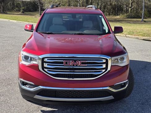 Used 2019 GMC Acadia SLT image 2