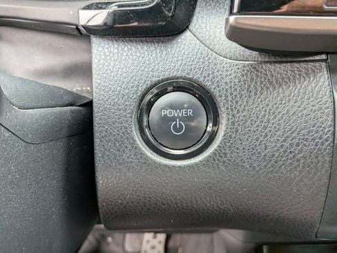 Used 2025 Toyota Camry SE w/ Multimedia Upgrade Package FWD image 17