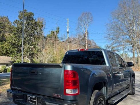 Used 2011 GMC Sierra 1500 SLE w/ Power Tech Package image 6