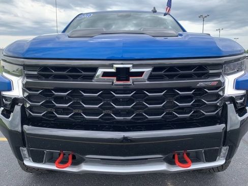 Used 2024 Chevrolet Silverado 1500 ZR2 image 33