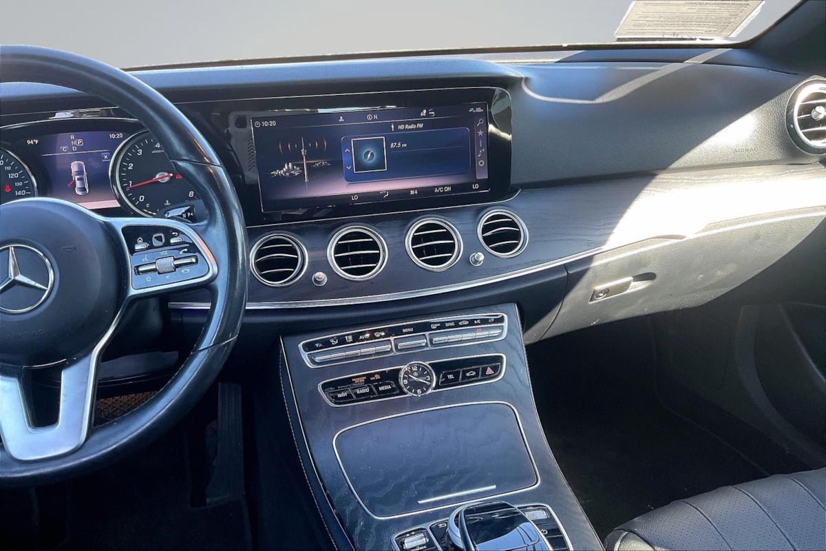 Used 2020 Mercedes-Benz E 350 Sedan image 6