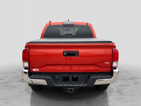 Used 2017 Toyota Tacoma TRD Off-Road w/ Tow Package (A/T) AWD/4WD image 6