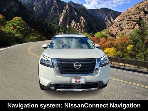 Used 2022 Nissan Pathfinder Platinum w/ Lighting Package (N93) image 7