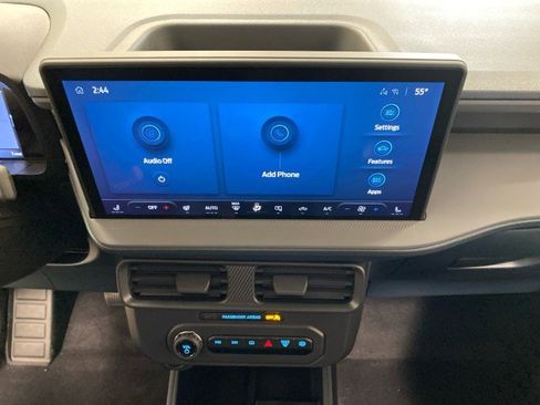 New 2025 Ford Maverick XLT w/ XLT Luxury Package image 22