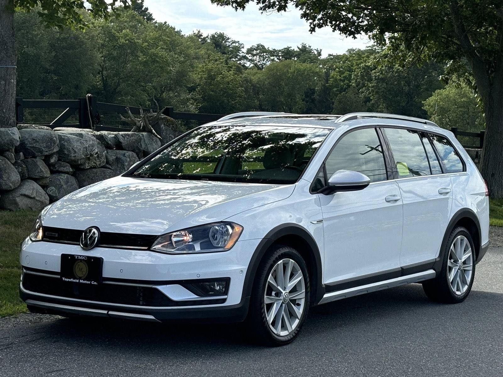 Used 2017 Volkswagen Golf Alltrack AWD/4WD image 11