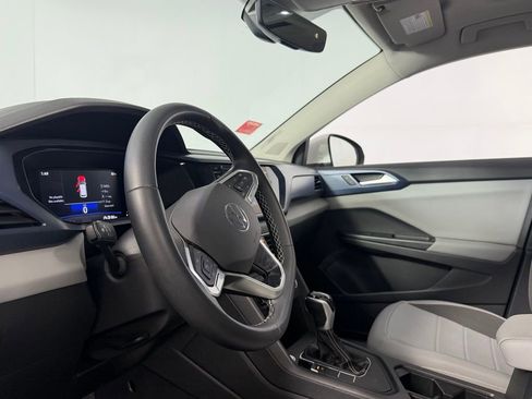 Used 2022 Volkswagen Taos SE image 23