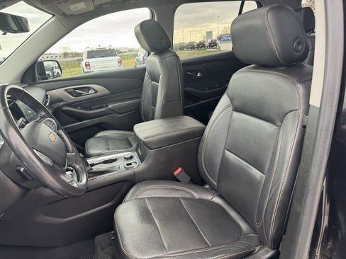 Used 2019 Chevrolet Traverse LT w/ LT Premium Package image 13