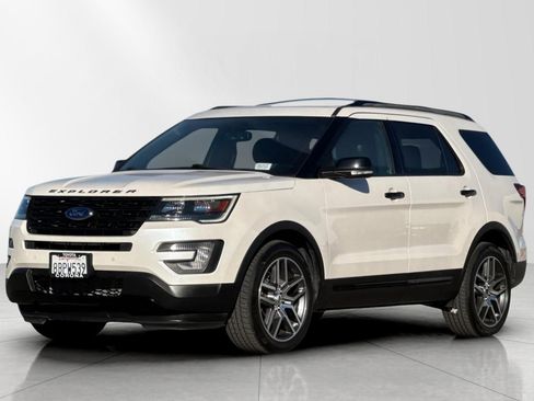 Used 2017 Ford Explorer Sport image 7