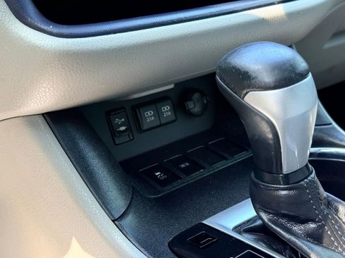 Used 2018 Toyota Highlander XLE FWD image 58