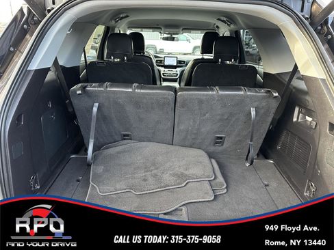 Used 2021 Ford Explorer XLT w/ Equipment Group 202A image 32