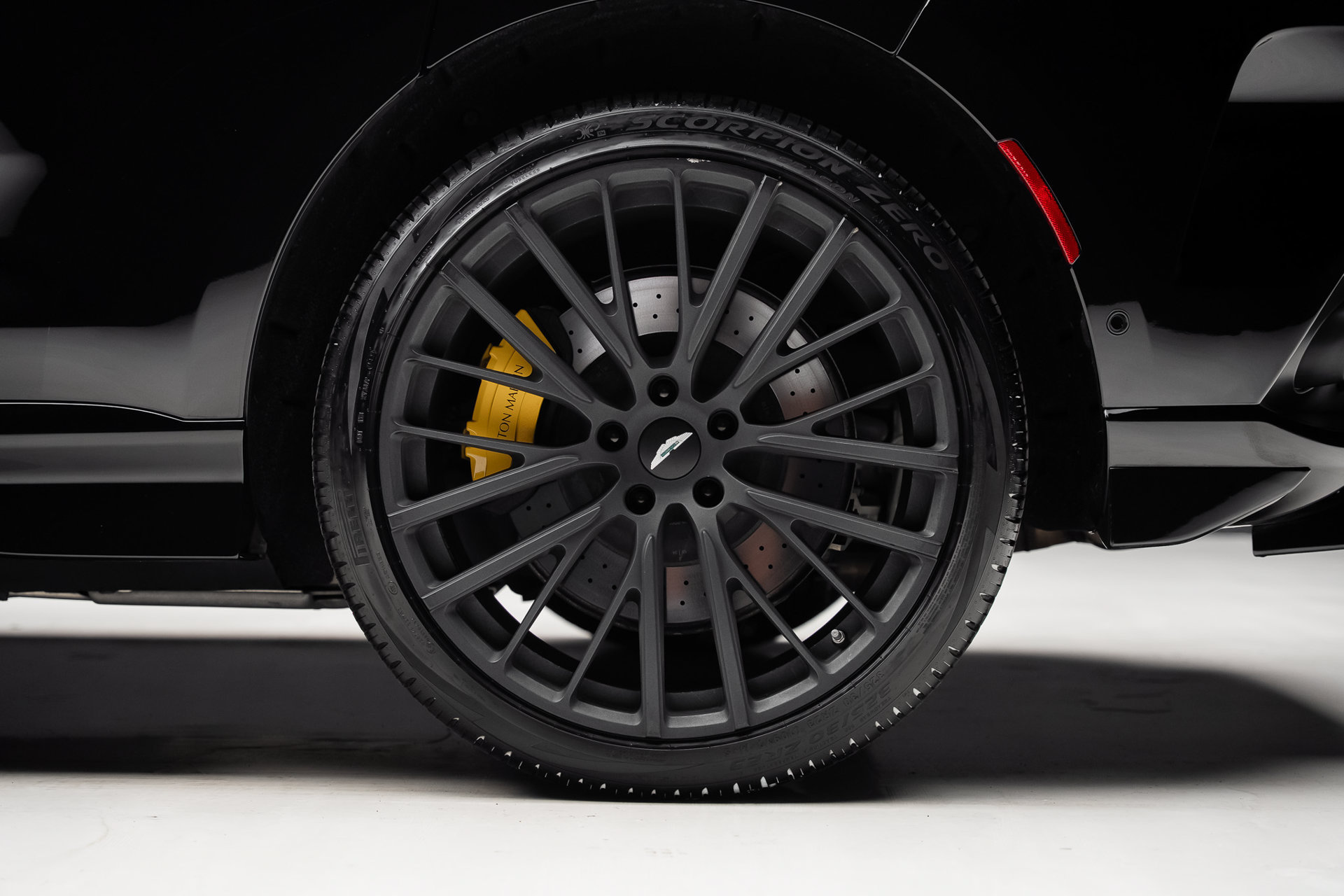 Used 2024 Aston Martin DBX 707 AWD/4WD image 21