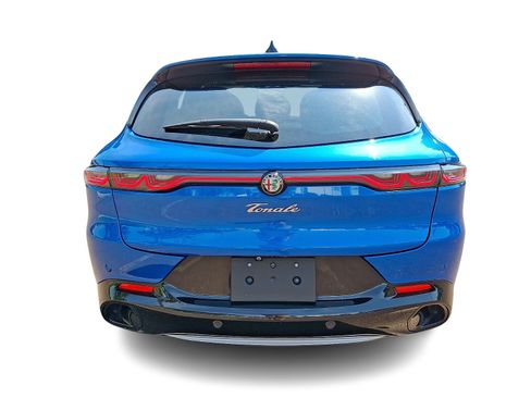 Used 2024 Alfa Romeo Tonale Ti w/ Premium Interior Package AWD/4WD image 4