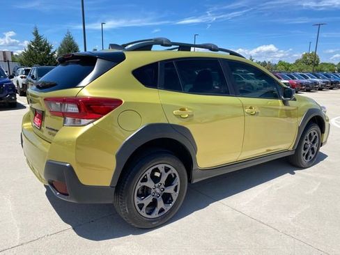 Used 2022 Subaru Crosstrek 2.5i Sport w/ Moonroof Package AWD/4WD image 4