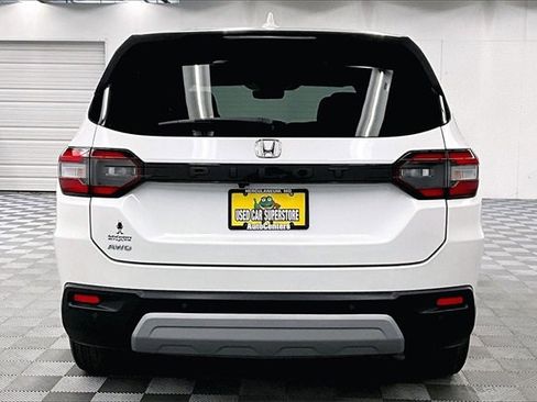 Used 2023 Honda Pilot EX-L image 4