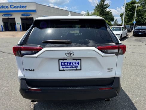 Used 2025 Toyota RAV4 XLE AWD/4WD image 5