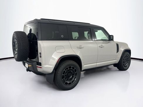 New 2026 Land Rover Defender 110 OCTA AWD/4WD image 5