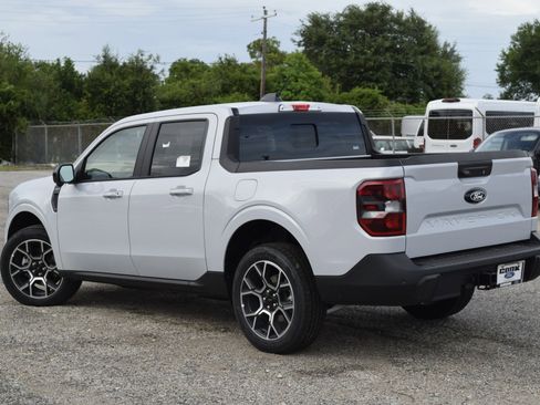 New 2025 Ford Maverick Lariat image 4