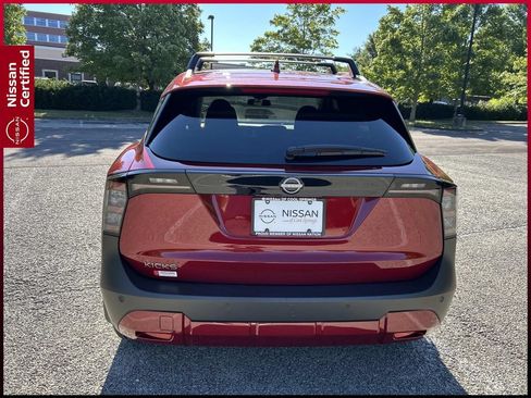 Certified 2025 Nissan Kicks SV w/ SV Premium Package FWD image 6