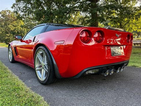 Used 2007 Chevrolet Corvette Z06 w/ Preferred Equipment Group RWD image 20