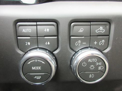 New 2026 GMC Sierra 1500 AT4 w/ AT4 Premium Package AWD/4WD image 19