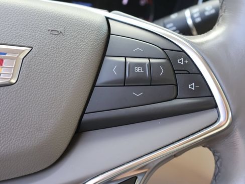 Used 2019 Cadillac XT5 Luxury AWD/4WD image 21
