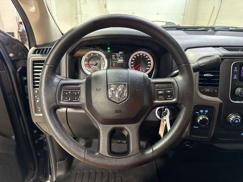 Used 2014 RAM 1500 Express image 17