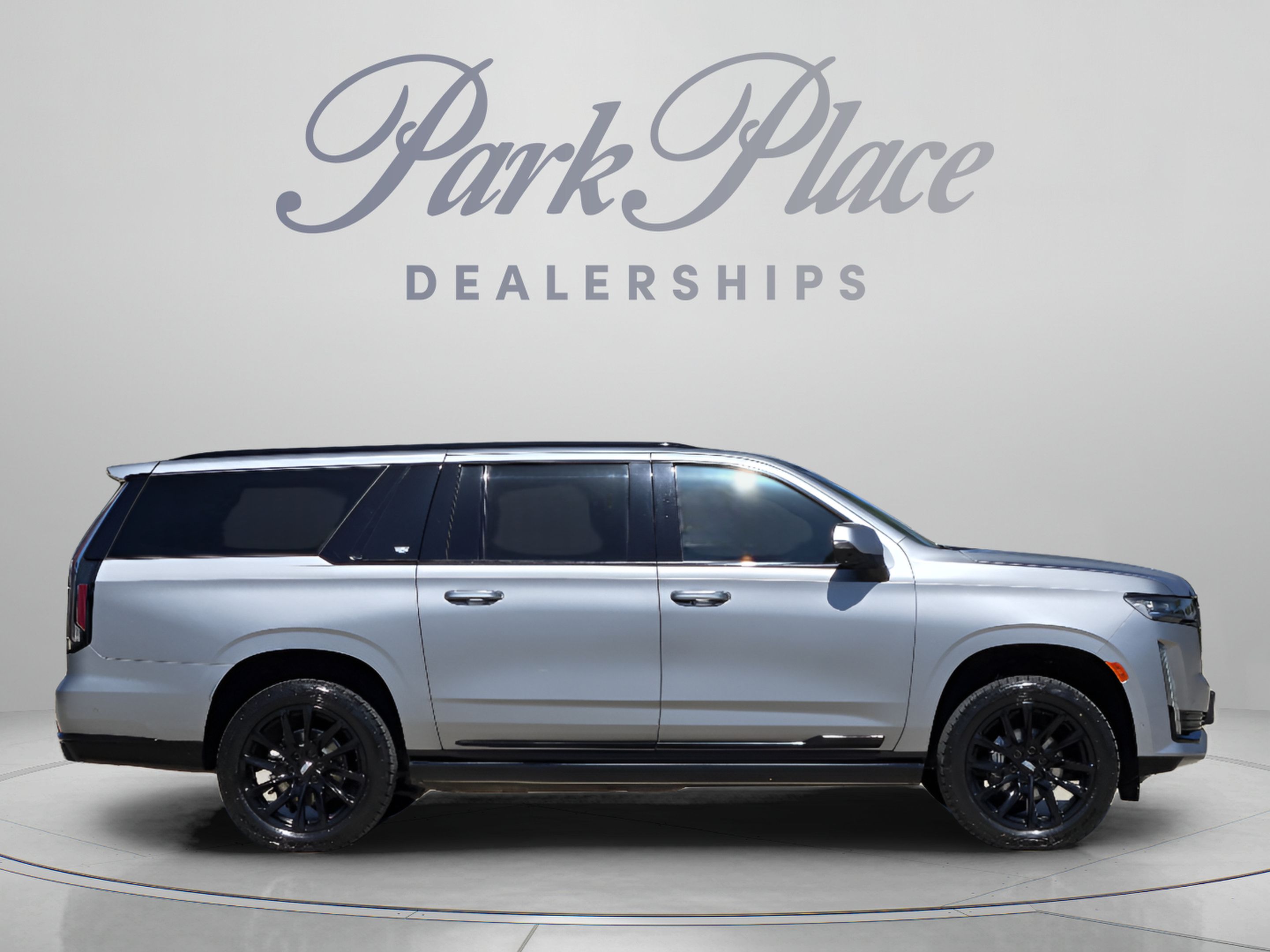 Used 2023 Cadillac Escalade ESV Sport Platinum w/ LPO, ONYX Package AWD/4WD image 6