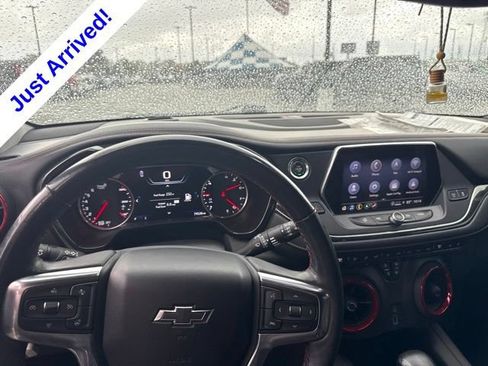 Used 2021 Chevrolet Blazer RS w/ Enhanced Convenience Package FWD image 10