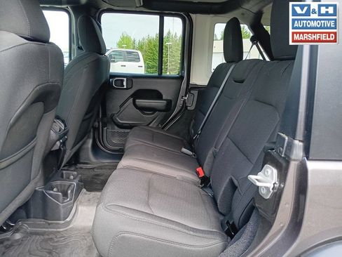 Used 2023 Jeep Wrangler Unlimited Sport AWD/4WD image 15
