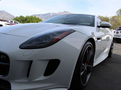 Used 2016 Jaguar F-TYPE R AWD/4WD image 31