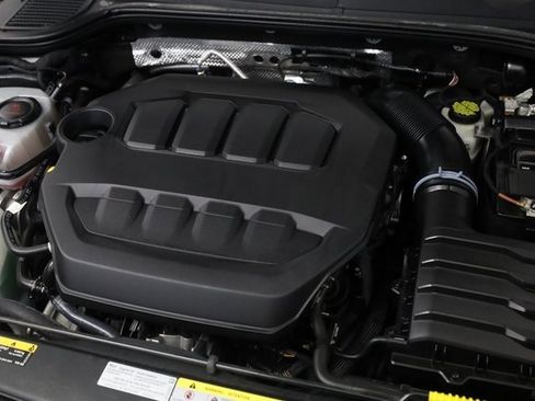 Used 2023 Volkswagen Golf 20th Anniversary Edition image 9