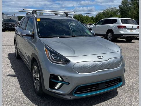 Used 2019 Kia Niro EX Premium w/ Cold Weather Package 2.0 FWD image 1