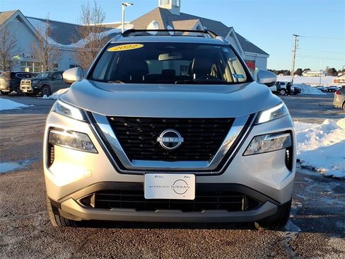 Certified 2022 Nissan Rogue SV w/ SV Premium Package image 28