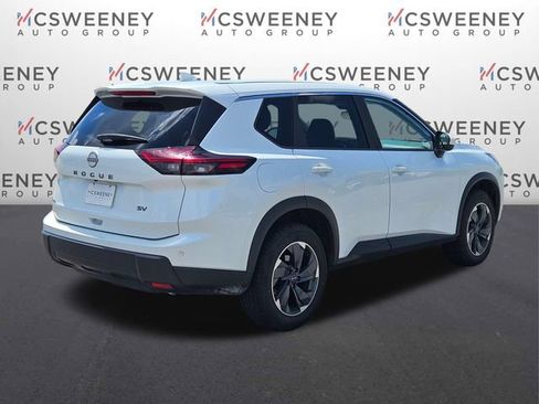 Used 2024 Nissan Rogue SV FWD image 5