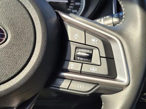 Used 2023 Subaru Forester Premium image 8