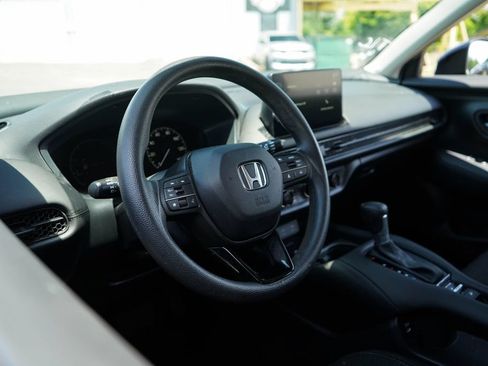 Used 2026 Honda HR-V LX image 6