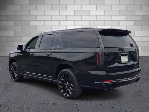 Certified 2026 Cadillac Escalade ESV V w/ LPO, ONYX Package AWD/4WD image 3
