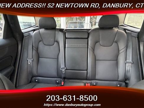 Used 2021 Volvo XC60 T5 Inscription w/ Protection Package AWD/4WD image 24