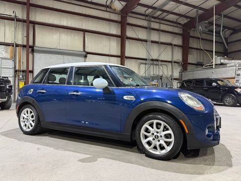 Used 2015 MINI Cooper S FWD image 2