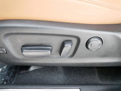 Certified 2022 Lexus RX 450h AWD w/ Luxury Package image 15