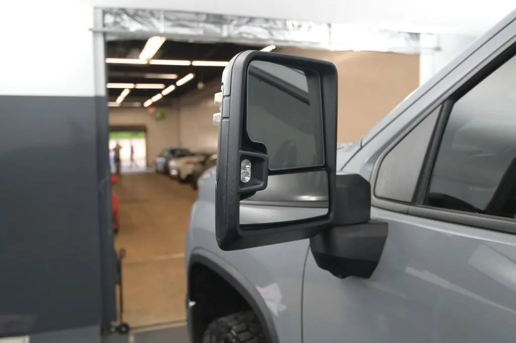 Used 2024 Chevrolet Silverado 2500 LT AWD/4WD image 15