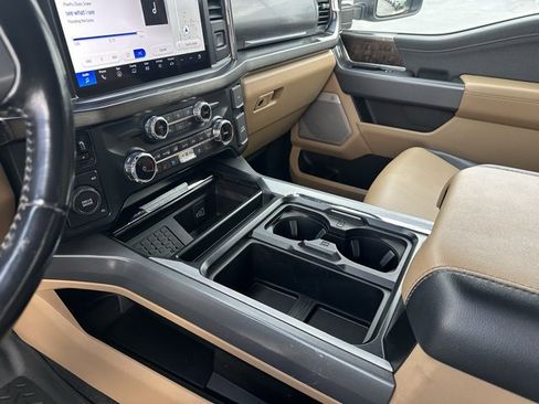 Used 2023 Ford F450 Lariat w/ Lariat Ultimate Package image 12